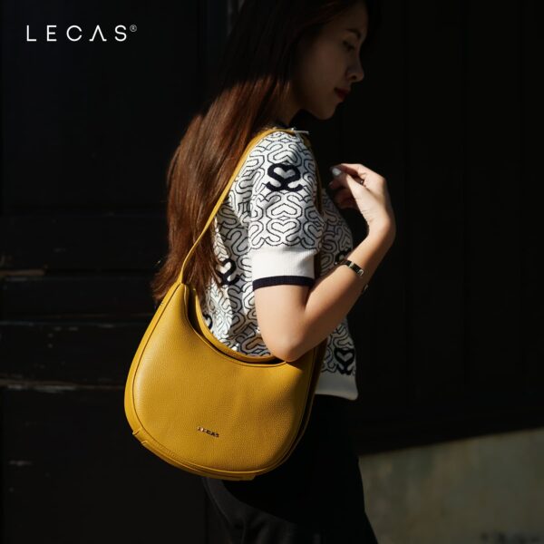 Customizable Magnetic Lock Lady Leather Bag Manufactured In Vietnam